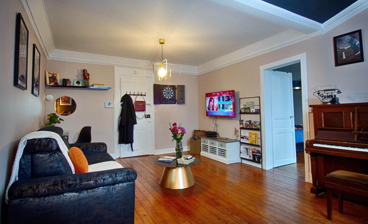 Sweet Nina Jazz Appartement Pour 5 Voyageurs, Situe A La Place De La Republique, Avec Parking Et Lit Queen Size Le Mans Luaran gambar